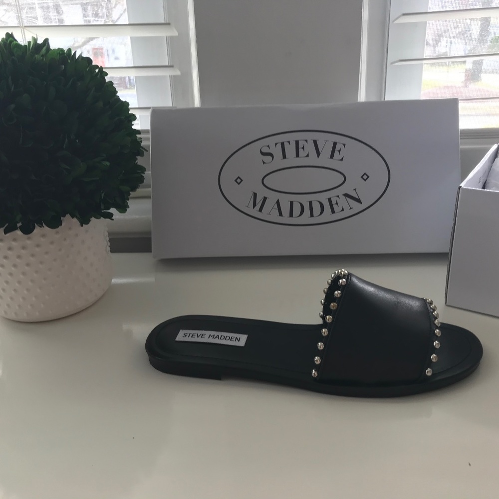 Steve Madden Sandal size 8